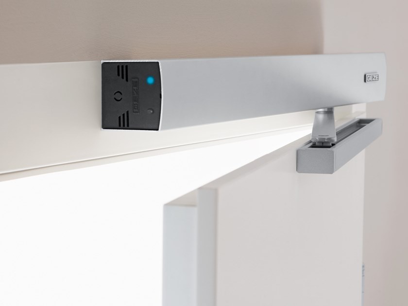 ecturn2-swing-door-opener-caesar